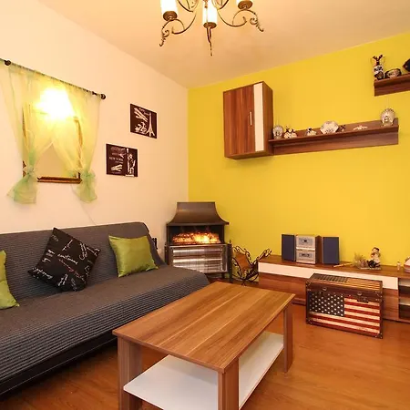 Apartament Bella 2010 Ližnjan